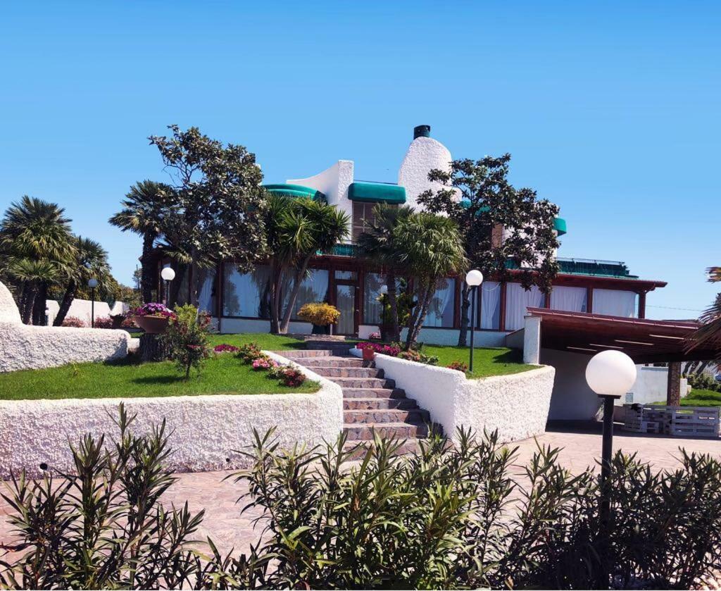 Villalessandra Civitavecchia Esterno foto